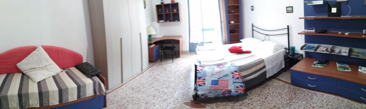 I Colori Di Napoli Appartement Buitenkant foto